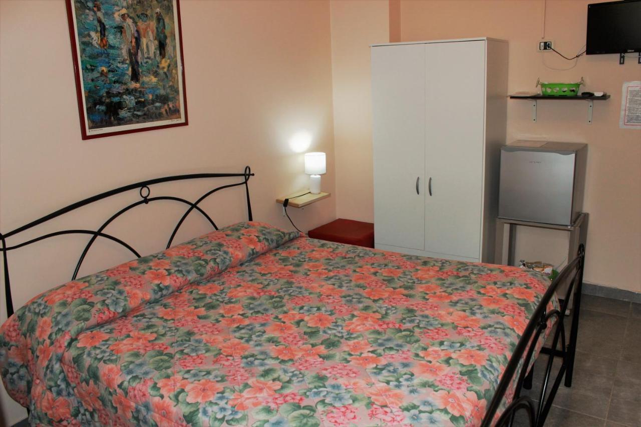 Casadolcecasalatina Bed and Breakfast Εξωτερικό φωτογραφία