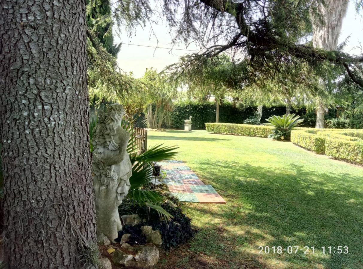 Casadolcecasalatina Bed and Breakfast Εξωτερικό φωτογραφία