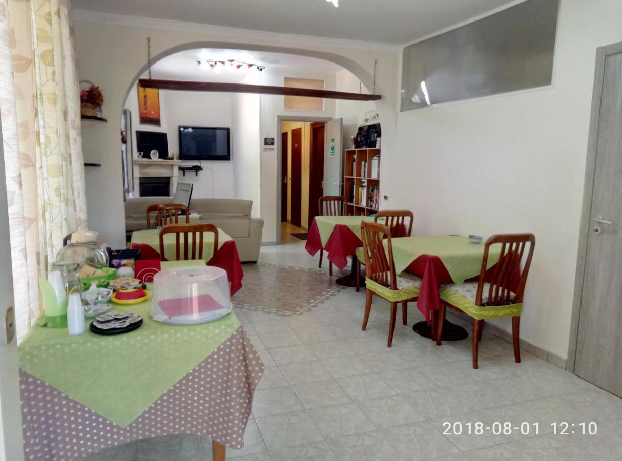 Casadolcecasalatina Bed and Breakfast Εξωτερικό φωτογραφία