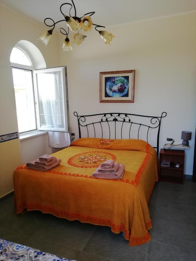Casadolcecasalatina Bed and Breakfast Εξωτερικό φωτογραφία