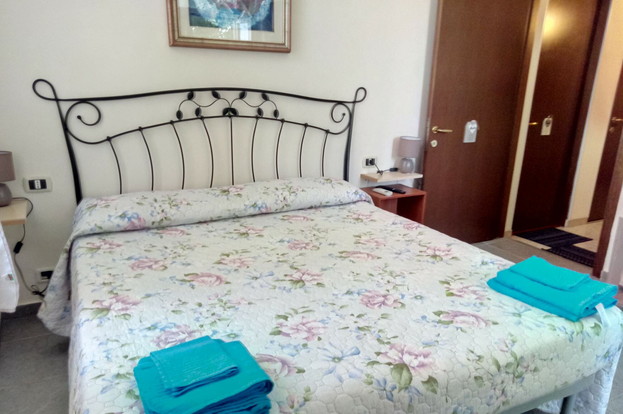 Casadolcecasalatina Bed and Breakfast Εξωτερικό φωτογραφία
